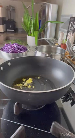 Rotolo di farro e avena con cavolo viola ricetta