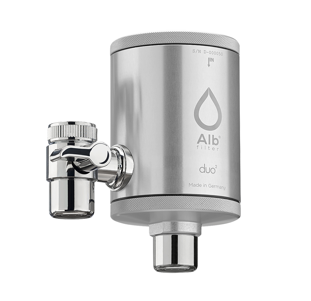 Alb Filter Duo mit Aktvkohle-Wechselkartusche am Wasserhahn