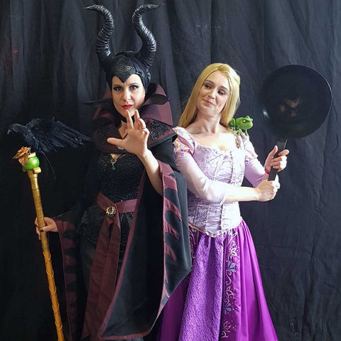 duo de cosplay aurore et maléfique de disney