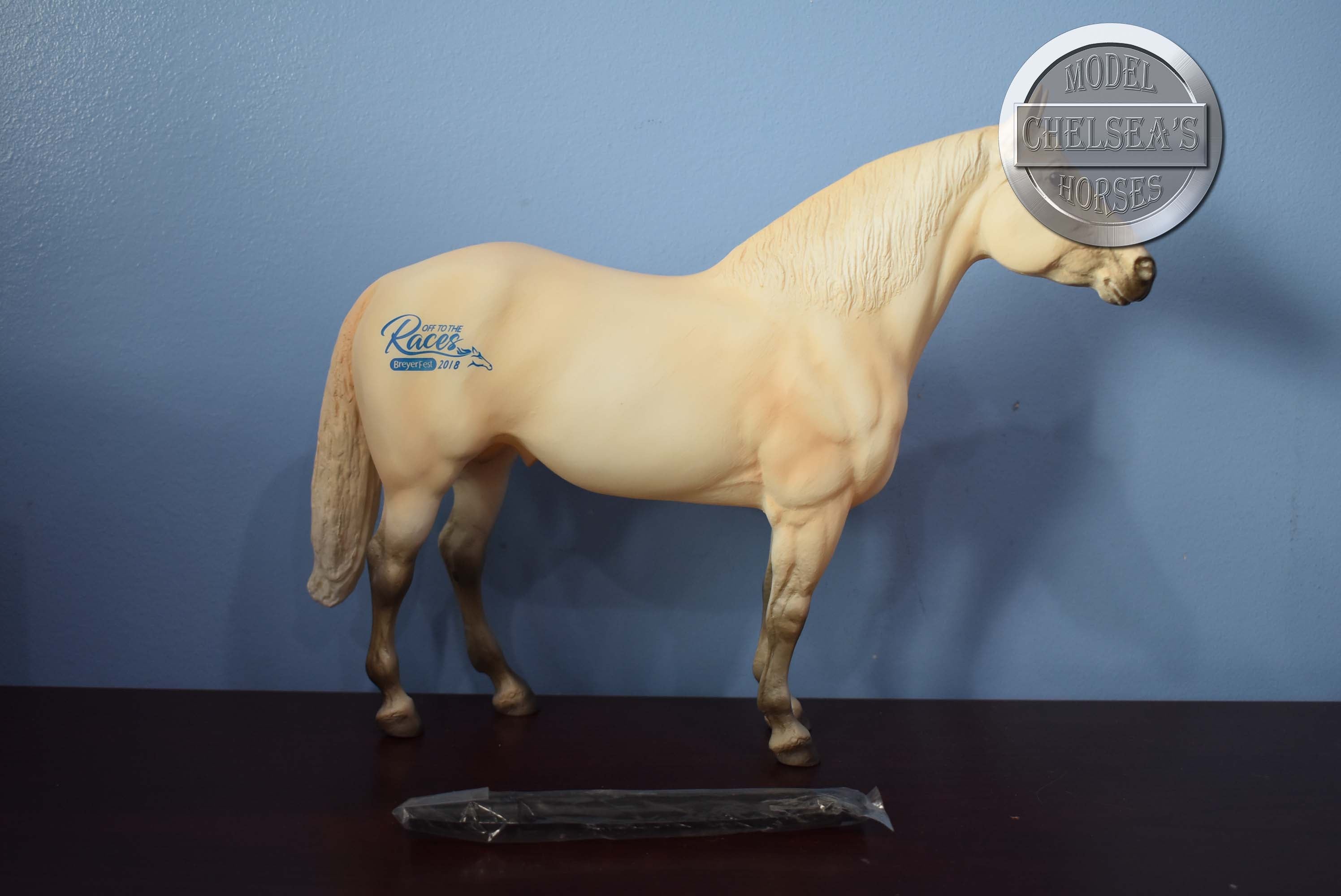 Winner's Circle-Adios Mold-Autograph Model-Breyerfest Exclusive-Breyer Traditional