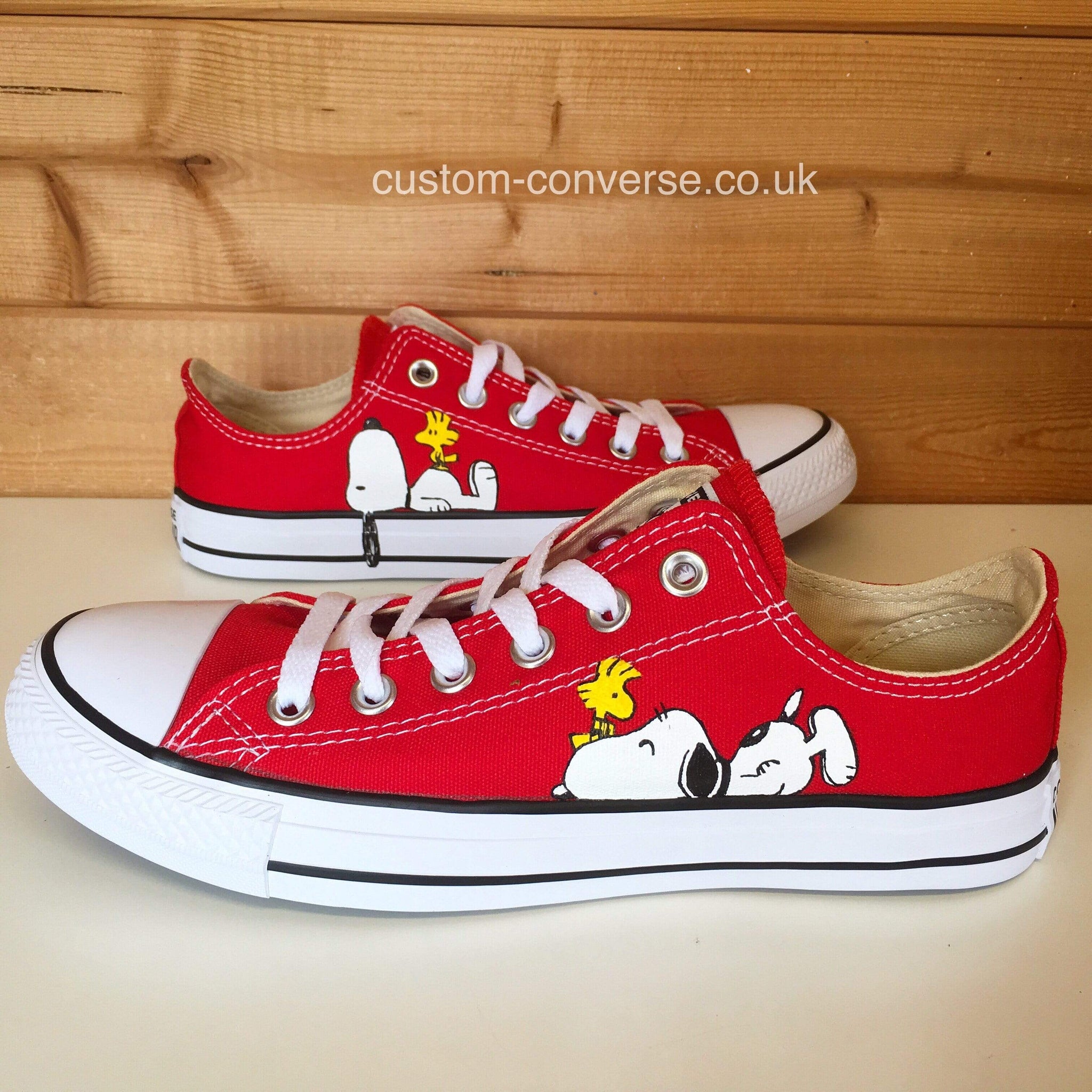 converse snoopy sneakers