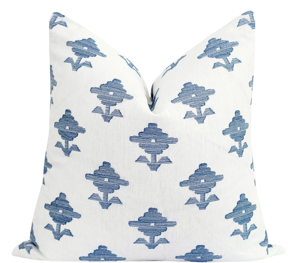 Tiah Cove Blue Leaf Floral Throw Pillow – Land of Pillows