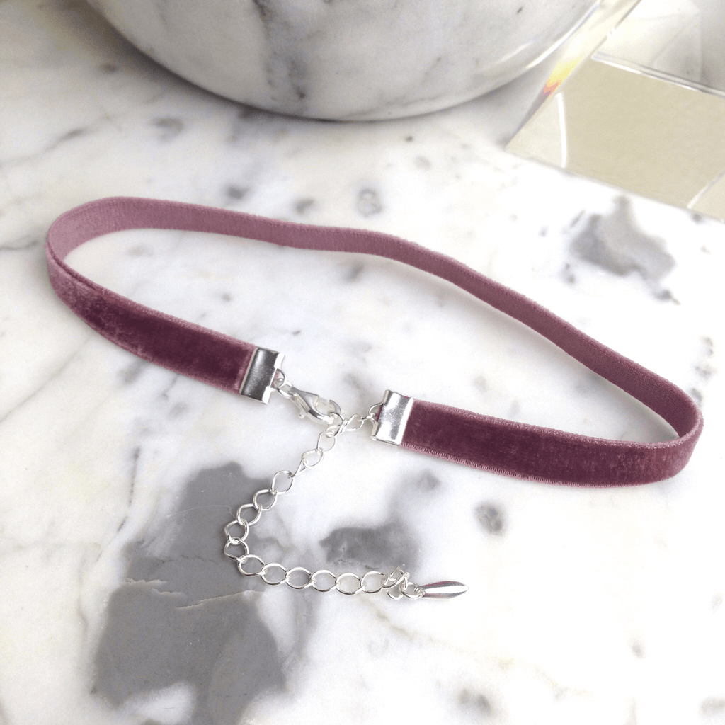 elastic velvet choker