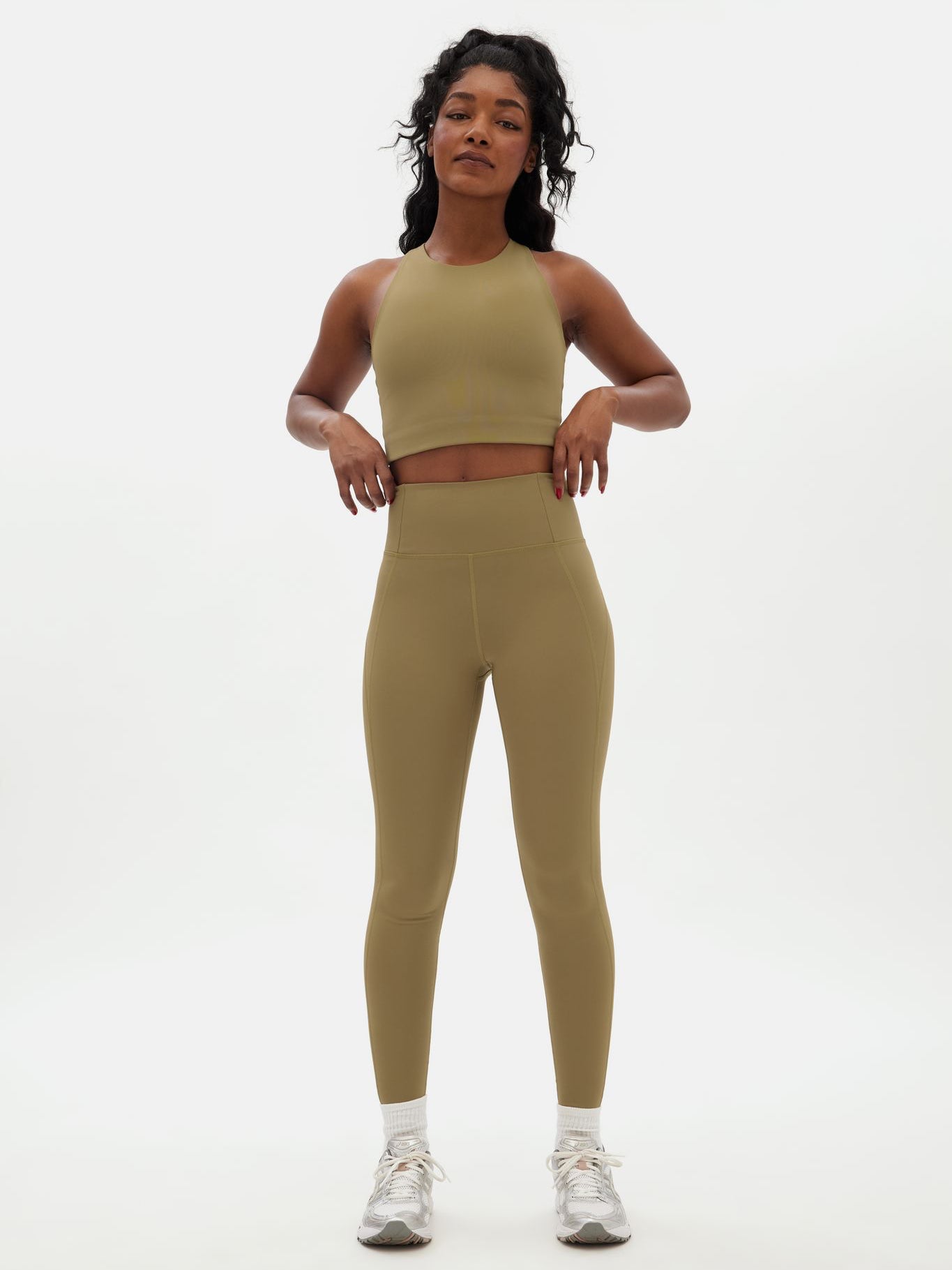 Solo 7/8 High Waisted Legging Olive