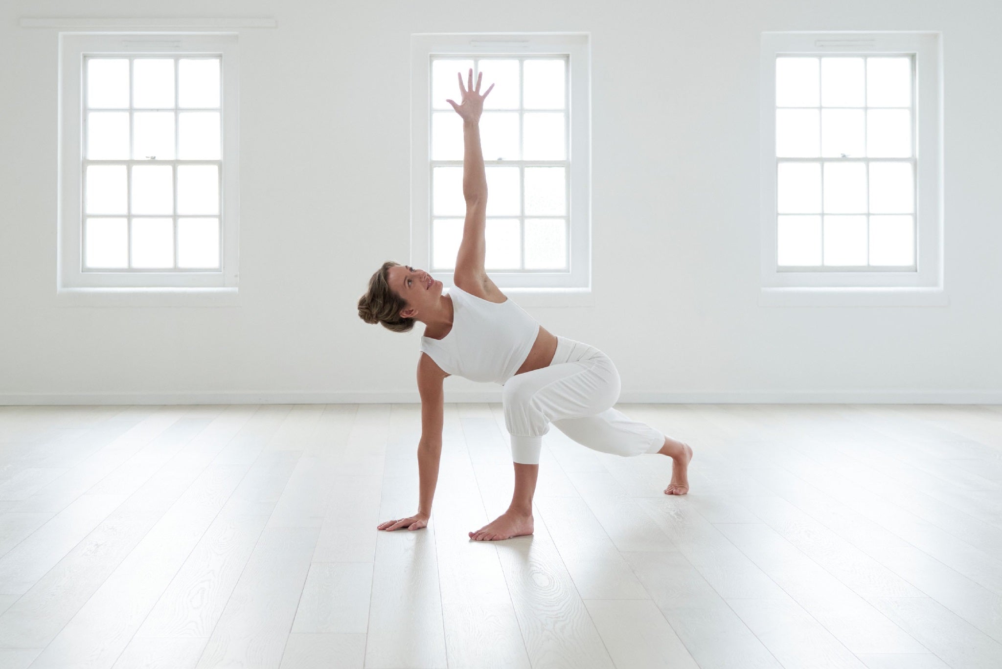 Overeenstemming aardbeving Grootste Why wearing natural white Kundalini yoga clothes is part of Kundalini –  Yogamatters