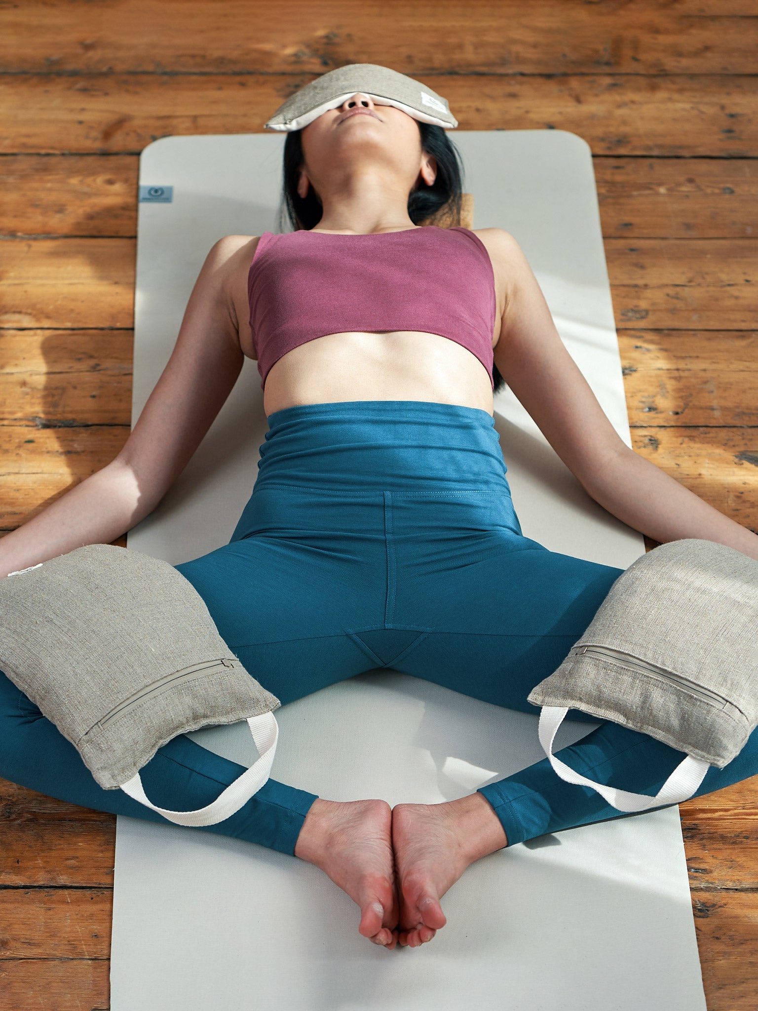 Yogamatters Organic Cotton Crescent Meditation Cushion - Box of 10