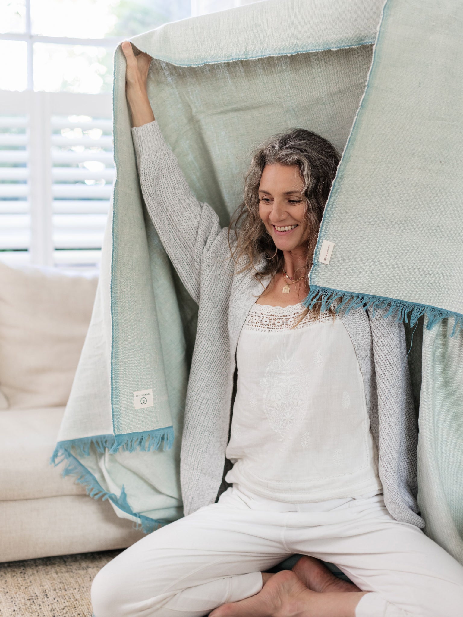 Yoga Blankets set of 4 with strap