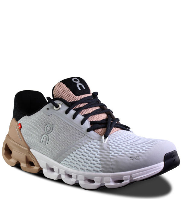 on cloud flyers women's