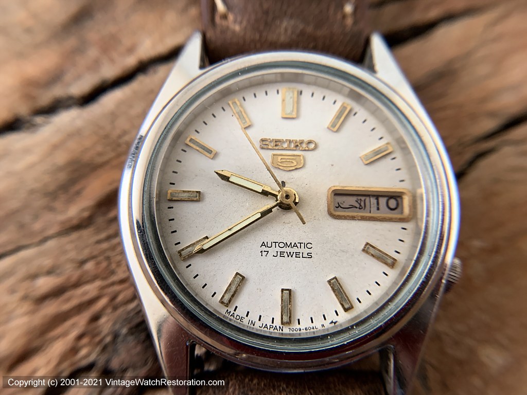 Seiko '5' Near Perfect Snow White Dial Day/Date, Automatic,  –  Vintage Watch Restoration