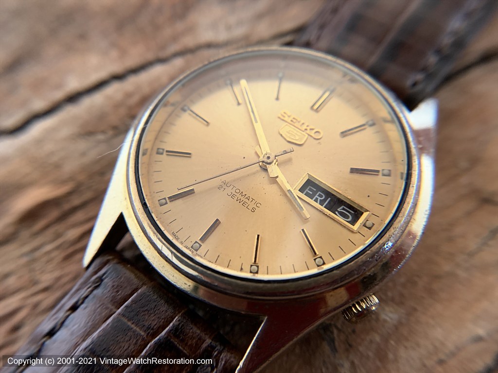 Seiko '5' Golden Dial Day-Date (English and Arabic), Automatic,  –  Vintage Watch Restoration