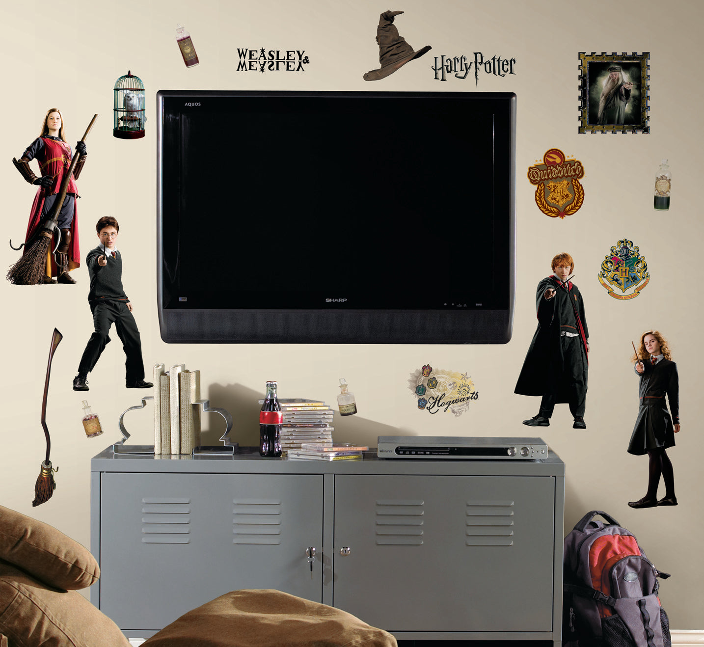 RM-RMK1547SCS Harry Potter Peel & Stick Wall Decals - US & Canad sku RM-RMK1547SCS