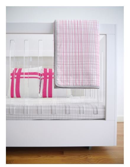 Hashtag Organic Crib Quilt