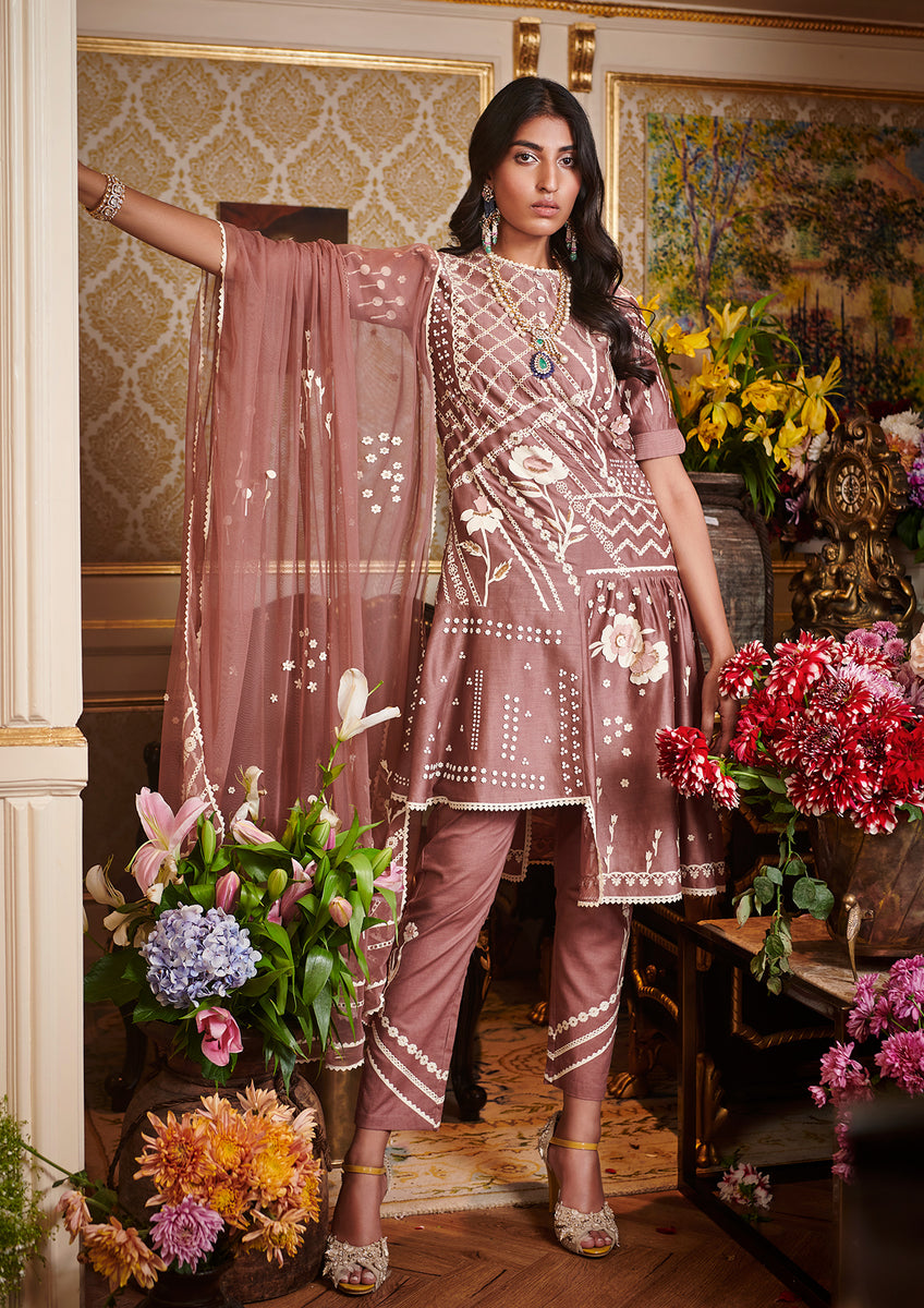 Sahil Kochhar Modern Indian Couture: Bridal and occasion wear