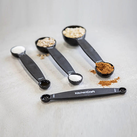 magnetic measuring cups and spoons