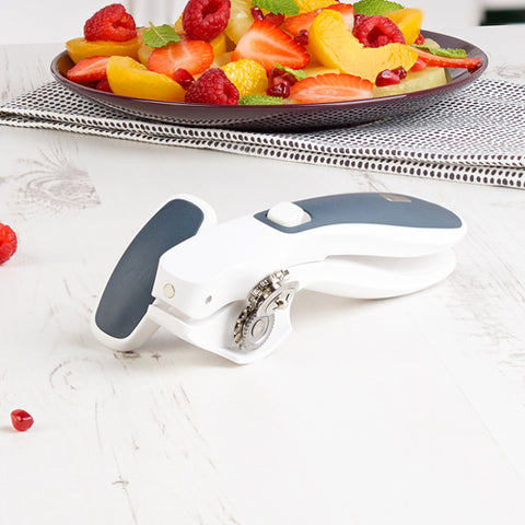 Zyliss Lock-n-lift Can Opener - Innovative Kitchenware