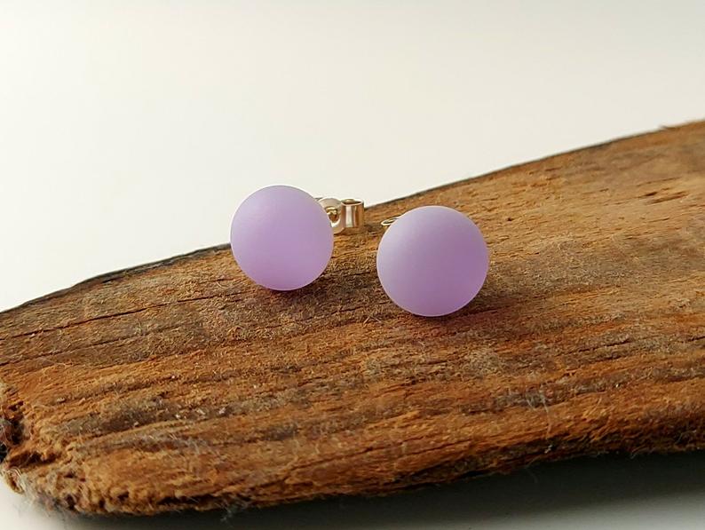 Lilac glass stud earrings