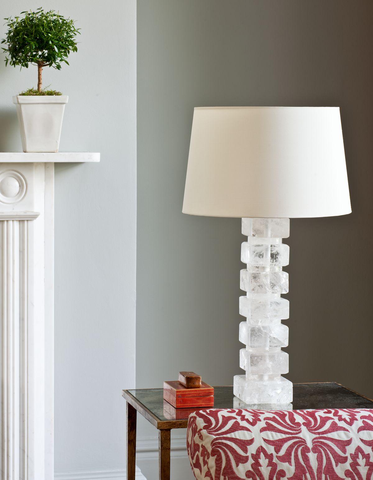 rock table lamp