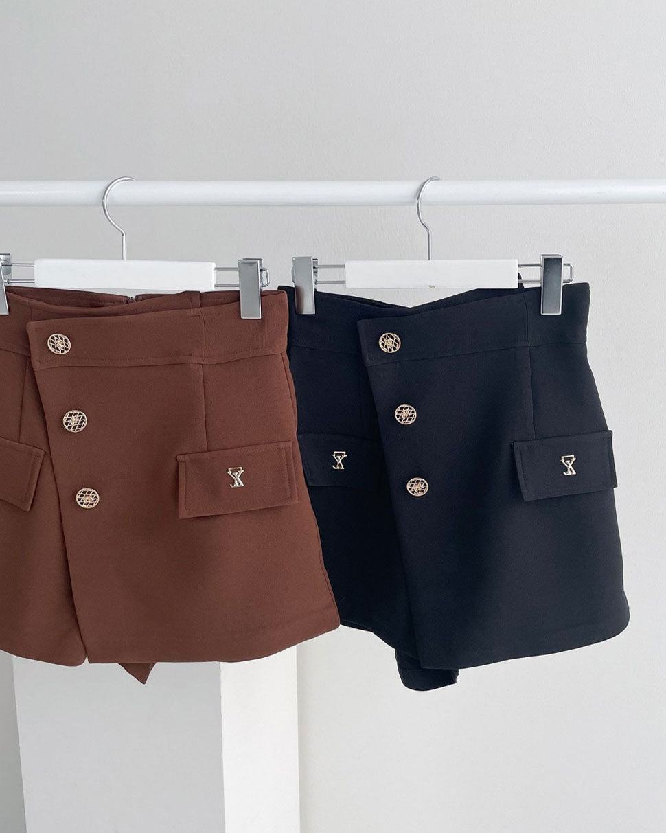 3 Big Button Wrap Skirt Pants