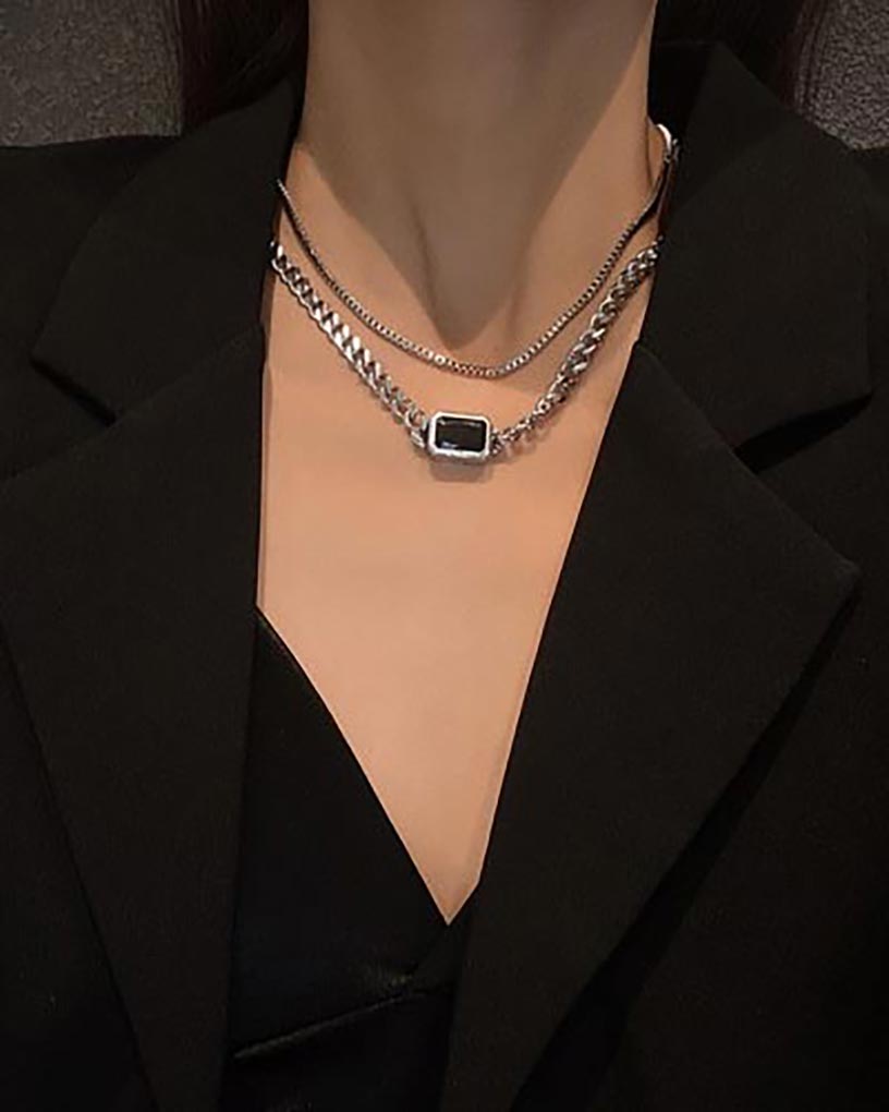 Black Pendant Double Chain Necklace (1)