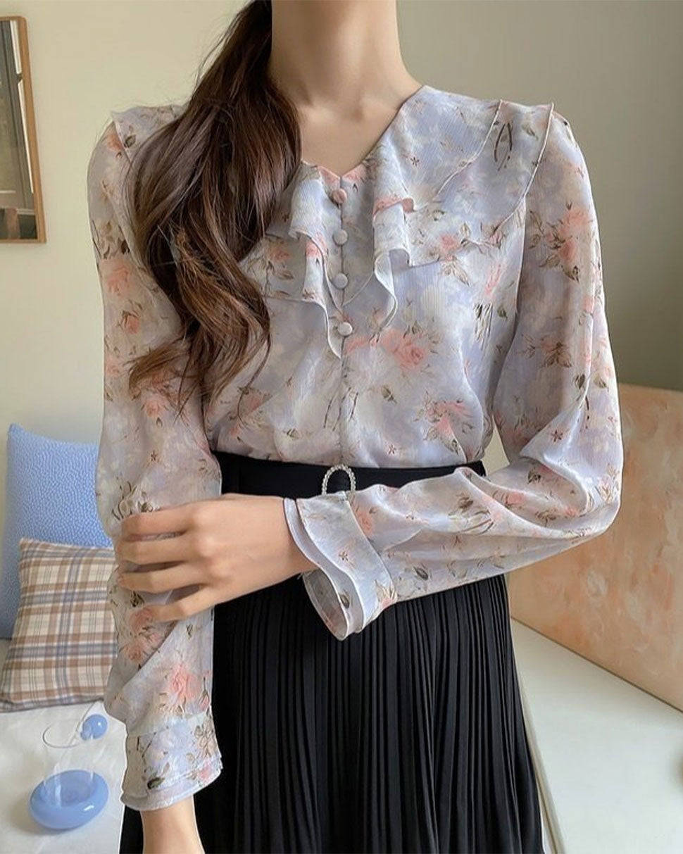 Rienne Flower Blouse Spring date friend daily look