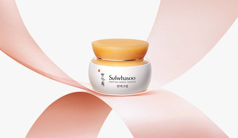 Stronger, firmer looking skin that protects the skin from external stimuli The Essential Firming Cream EX carefully improves skin with signs of aging. It creates a foundation for your skin that stays strong and protect the skin from external stimuli.