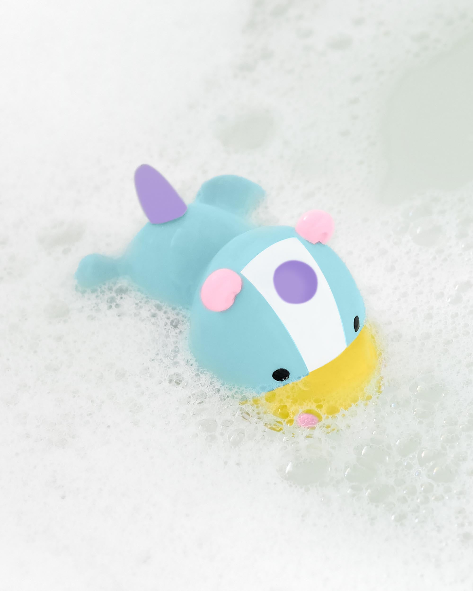 bath light toy