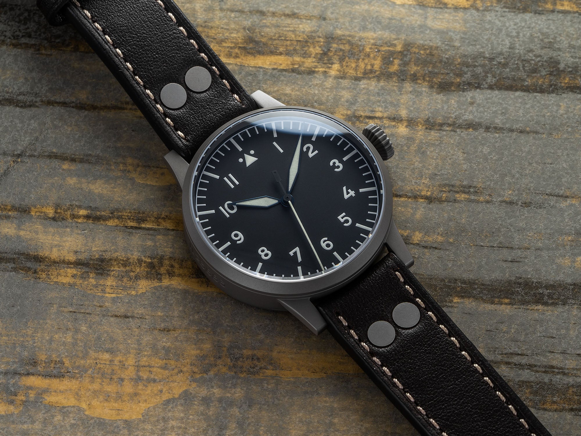 7 Watch Strap Types and the Pros and Cons of Each