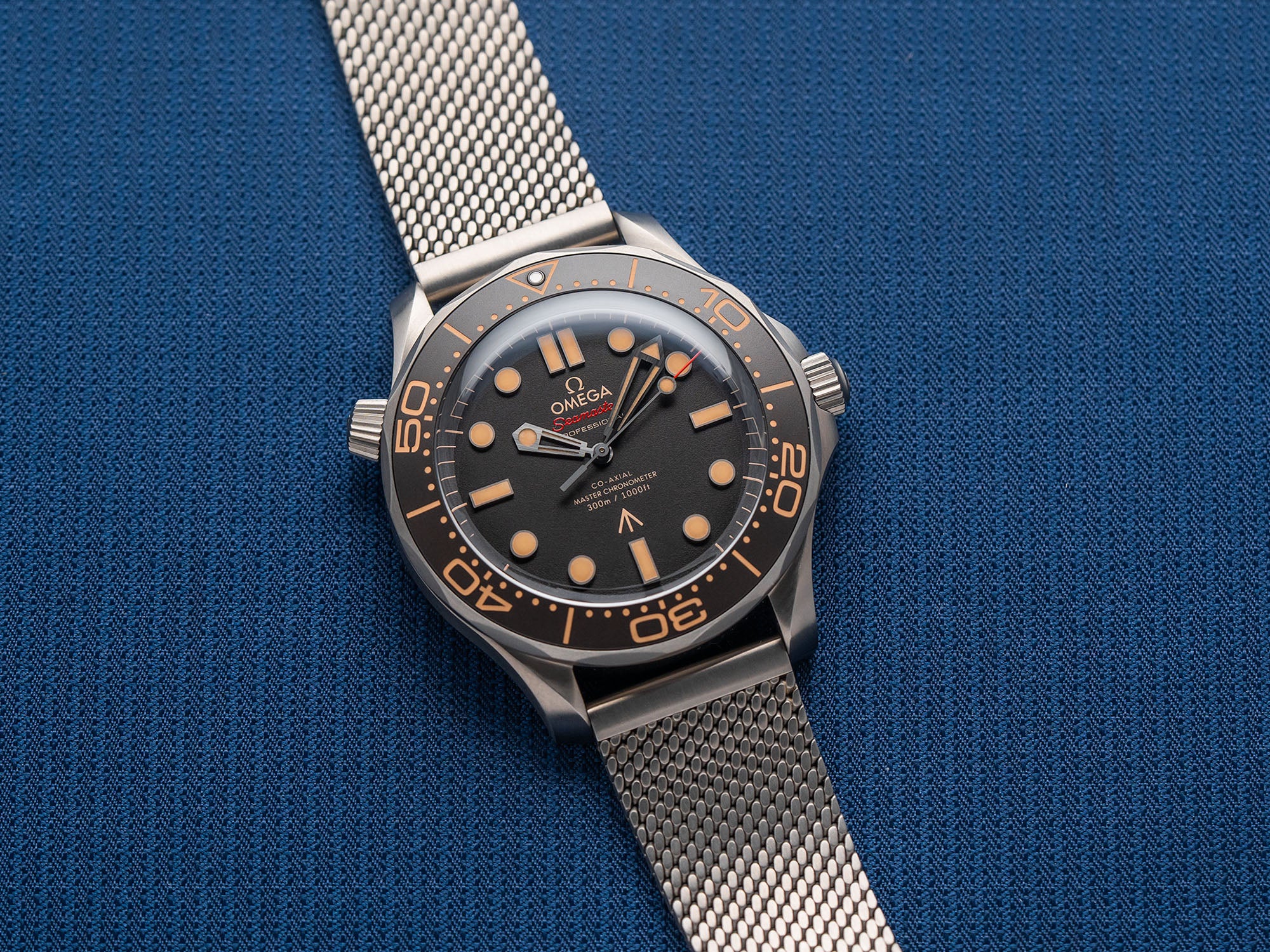 Omega Seamaster Diver 007 Edition