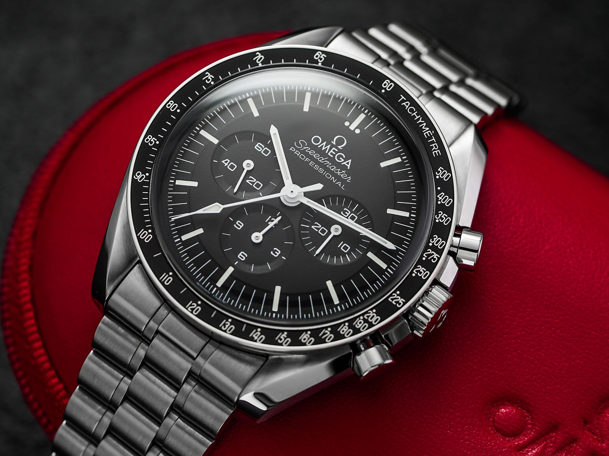 Omega Speedmaster Professional