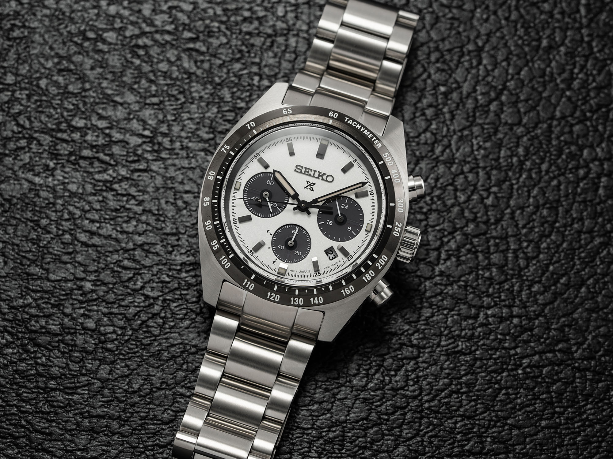 The First Automatic Chronograph In History: The Extraordinary Race By  Heuer, Zenith And Seiko