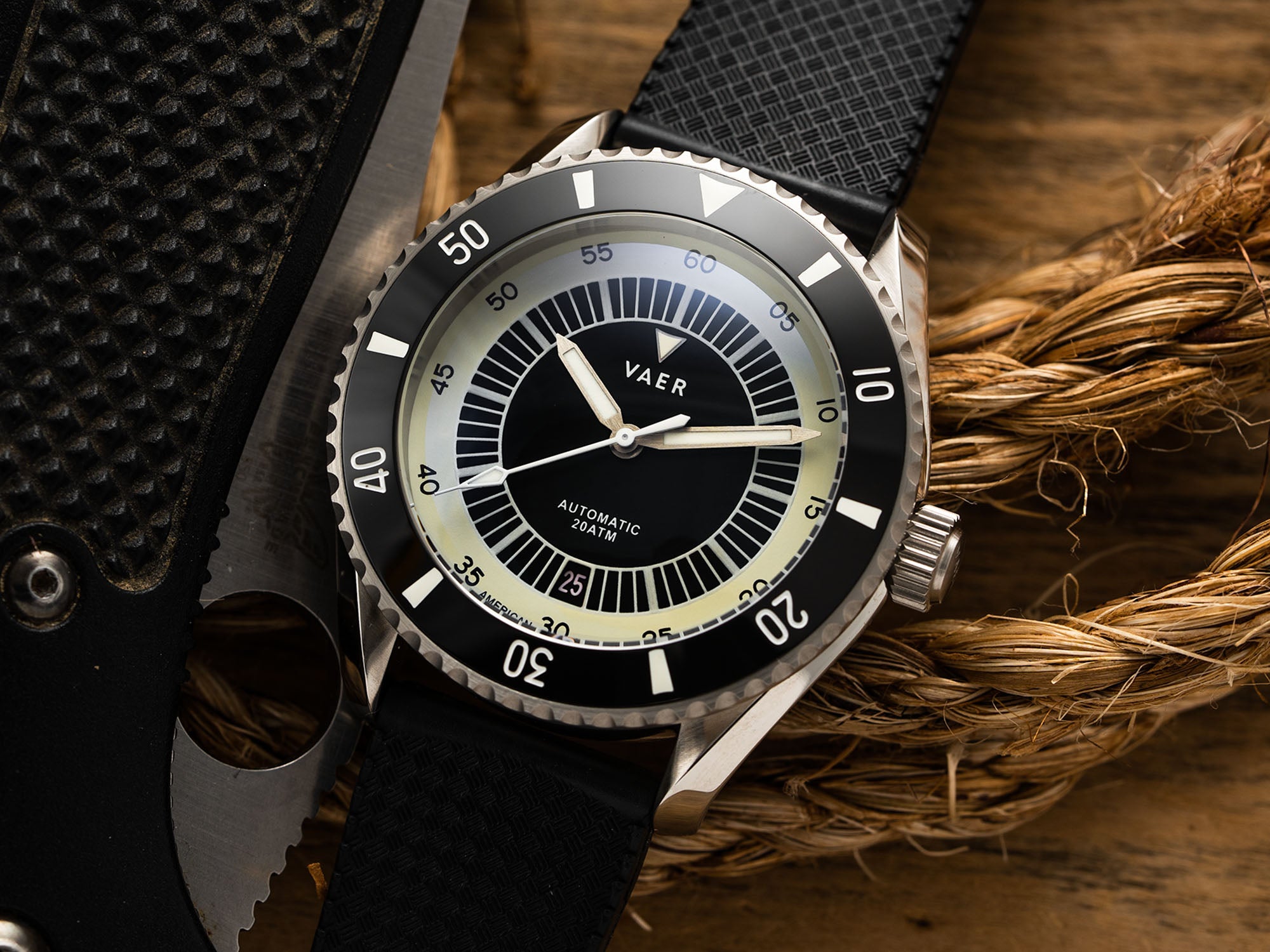 Vaer dive watch