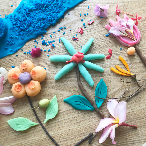 Coloured Rice Sensory Play 