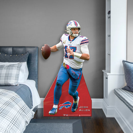 Buffalo Bills: Von Miller 2022 Life-Size Foam Core Cutout