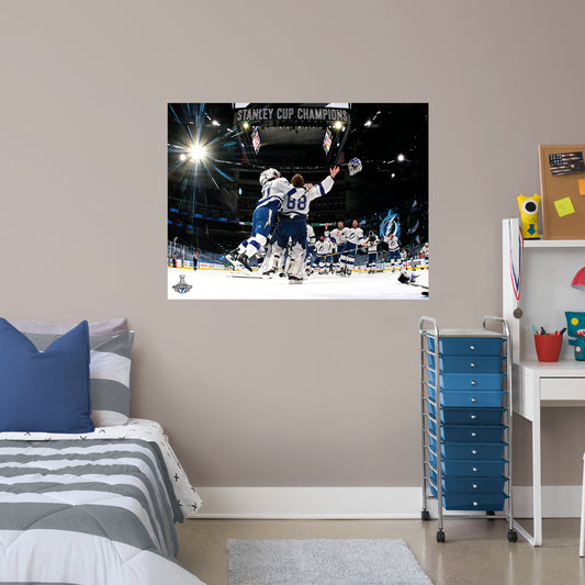 Tampa Bay Lightning: Andrei Vasilevskiy 2020 Stanley Cup Hoist Mural - NHL Removable Wall Adhesive Wall Decal Large
