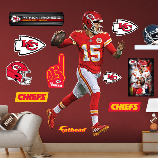 Kansas City Chiefs: Isiah Pacheco 2023 - Officially Licensed NFL Remov –  Fathead