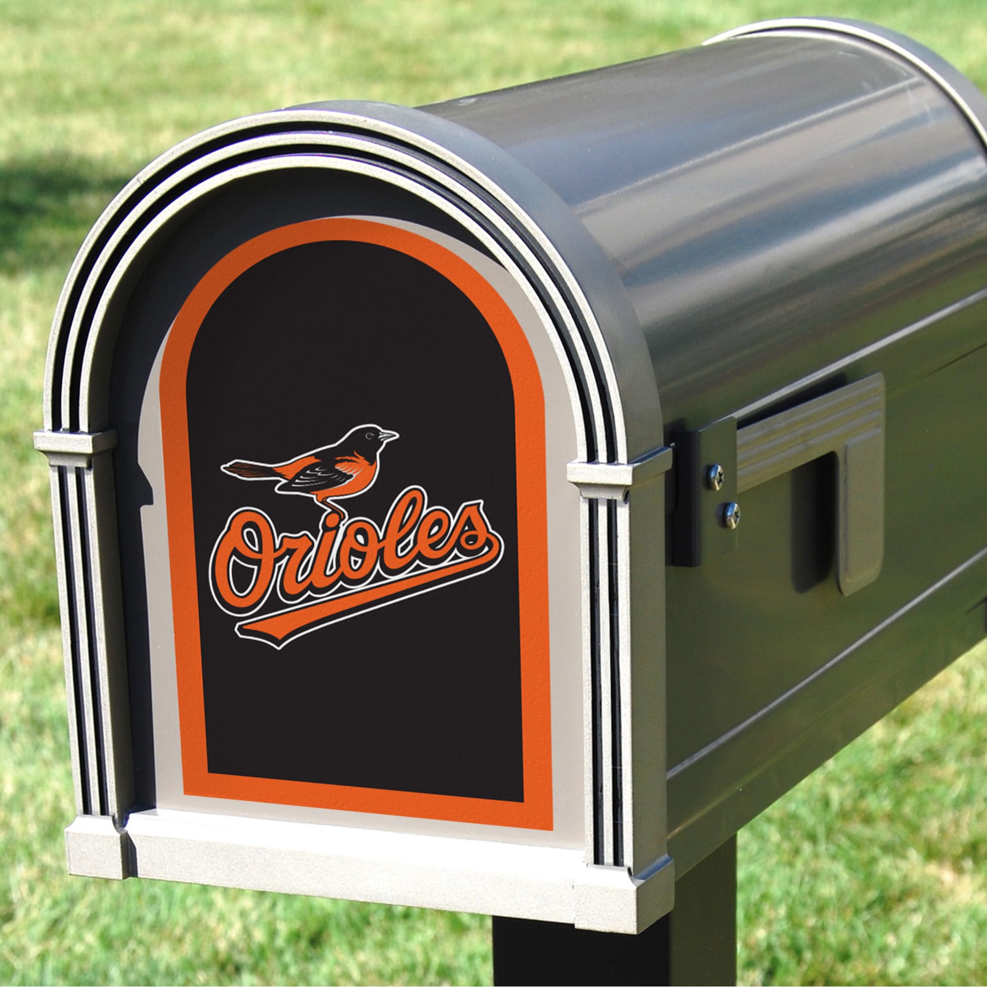 Baltimore Orioles: Mailbox Logo - Officially Licensed MLB Outdoor Graphic 5.0"W x 8.0"H by Fathead | Wood/Aluminum