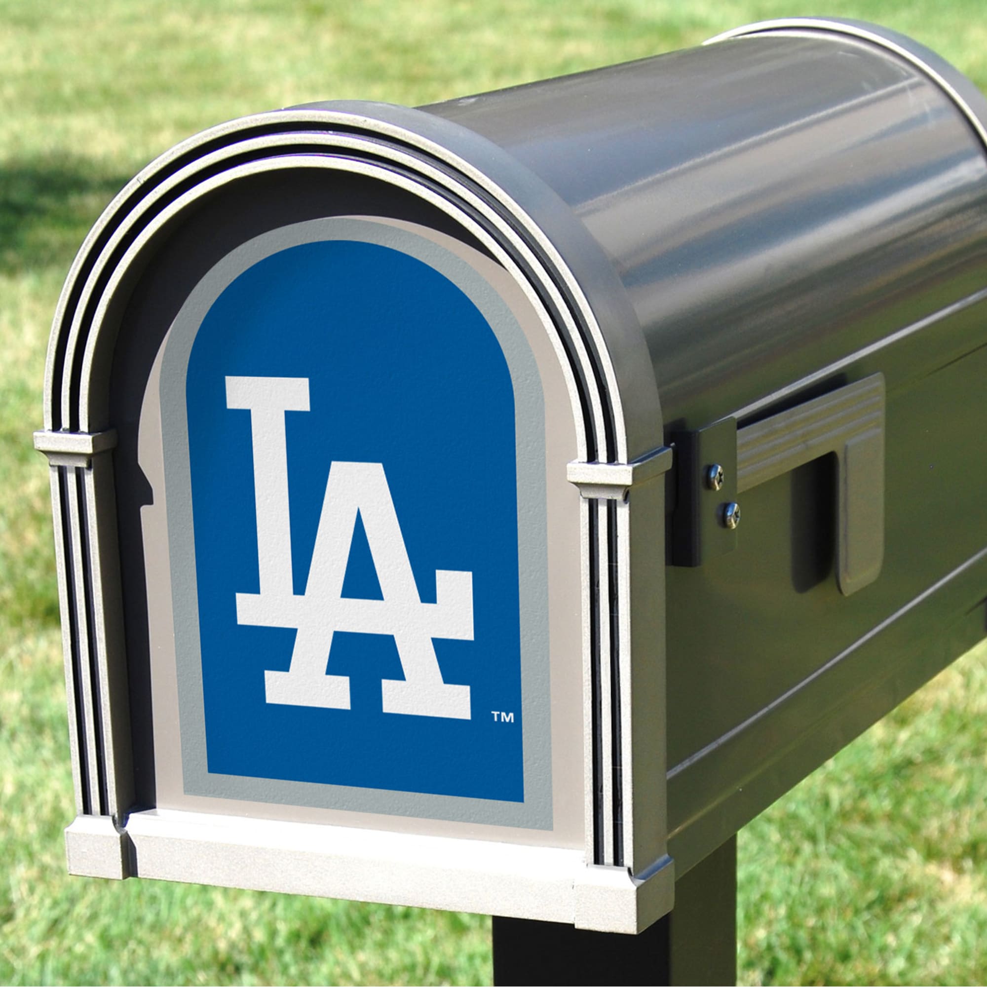 Los Angeles Dodgers: Mailbox Logo - Officially Licensed MLB Outdoor Graphic 5.0"W x 8.0"H by Fathead | Wood/Aluminum