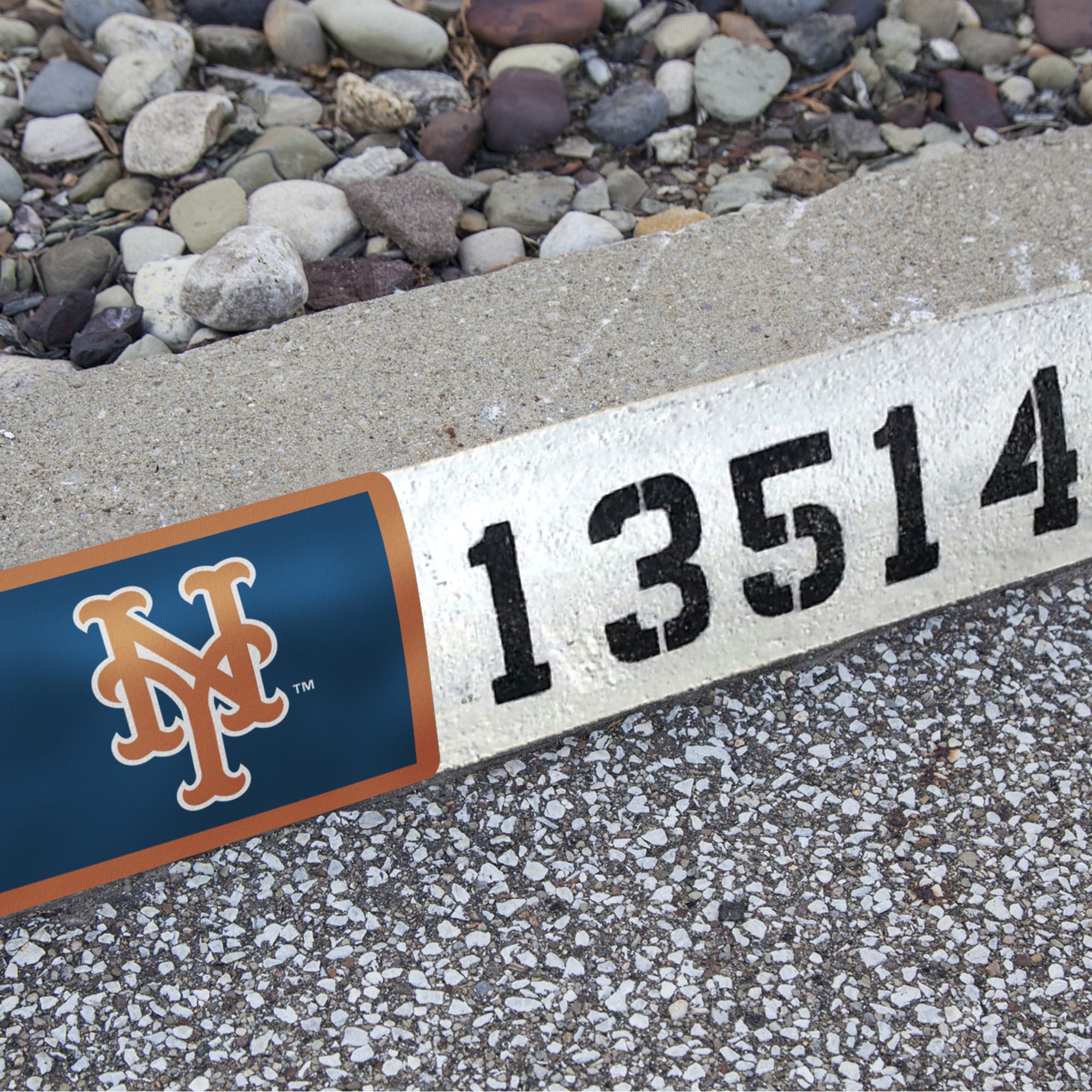 New York Mets: Address Block - Officially Licensed MLB Outdoor Graphic 6.0"W x 8.0"H by Fathead | Wood/Aluminum