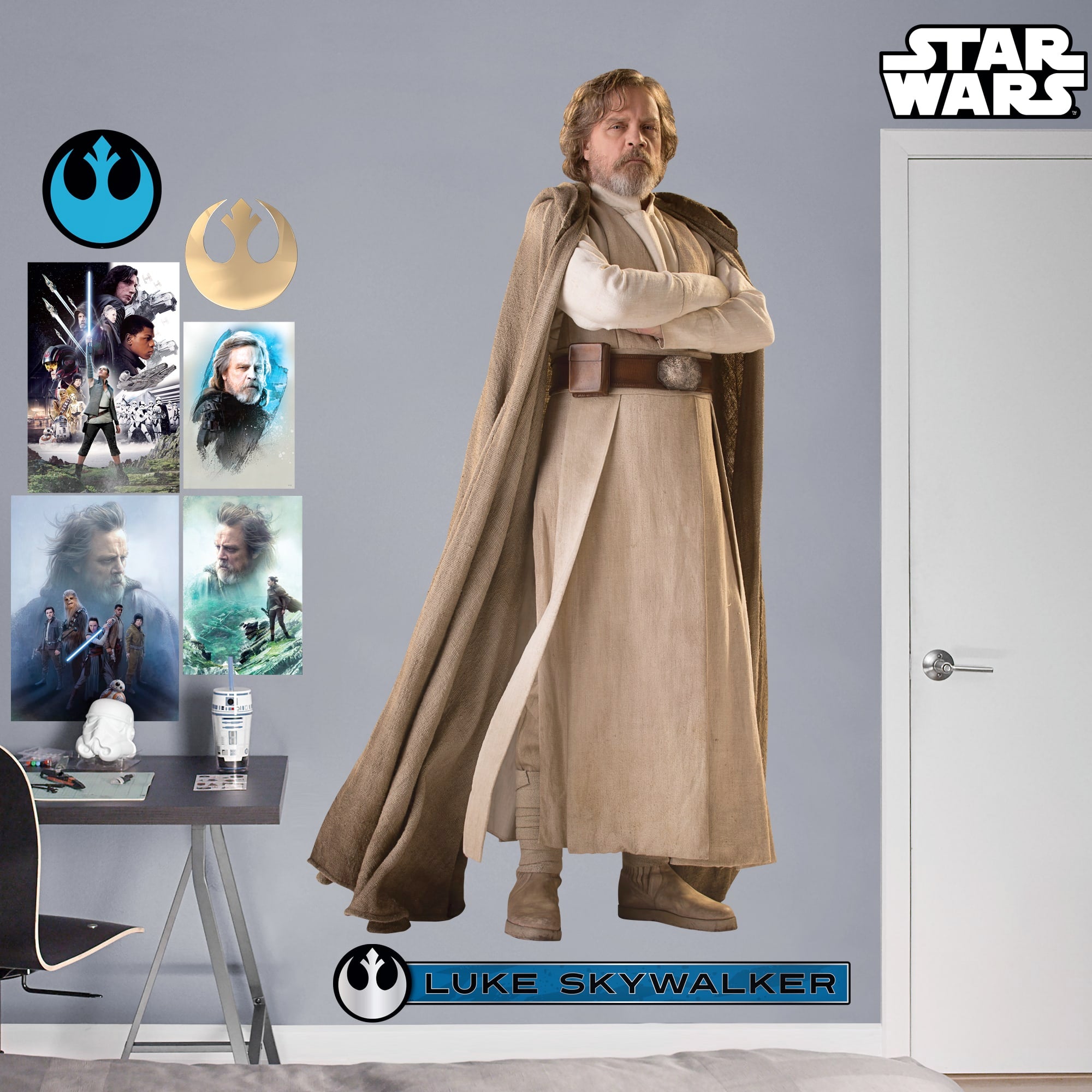 Luke Skywalker: Jedi Master - Officially Licensed Removable Wall Decal Life-Size Character + 8 Decals (40"W x 75"H) by Fathead |