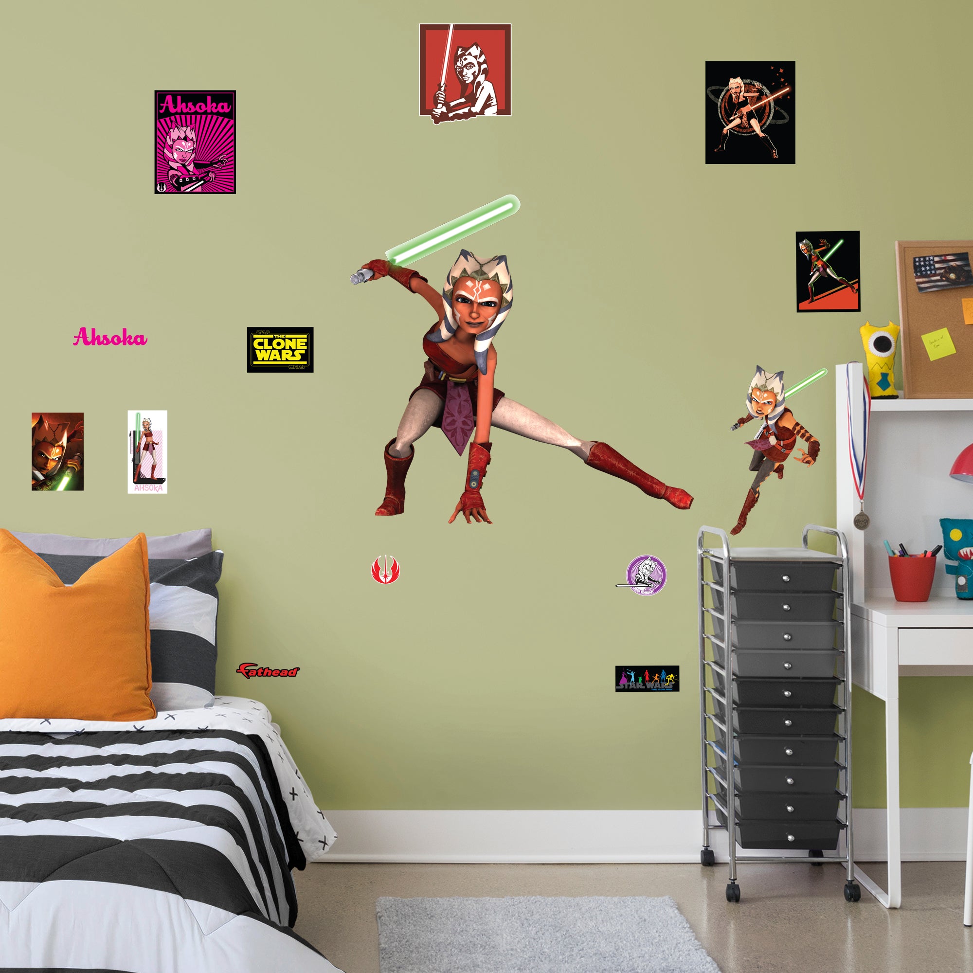 Ahsoka Tano - Star Wars: Clone Wars - Officially Licensed Removable Wall Decal Life-Size Character + 13 Decals by Fathead | Viny