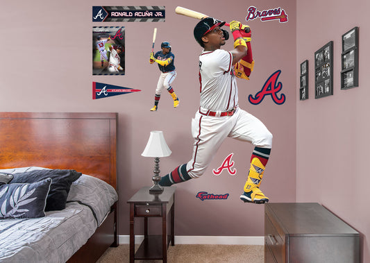 Ronald Acuna Jr. Atlanta Braves Vinyl Showstomperz 4.5 inch