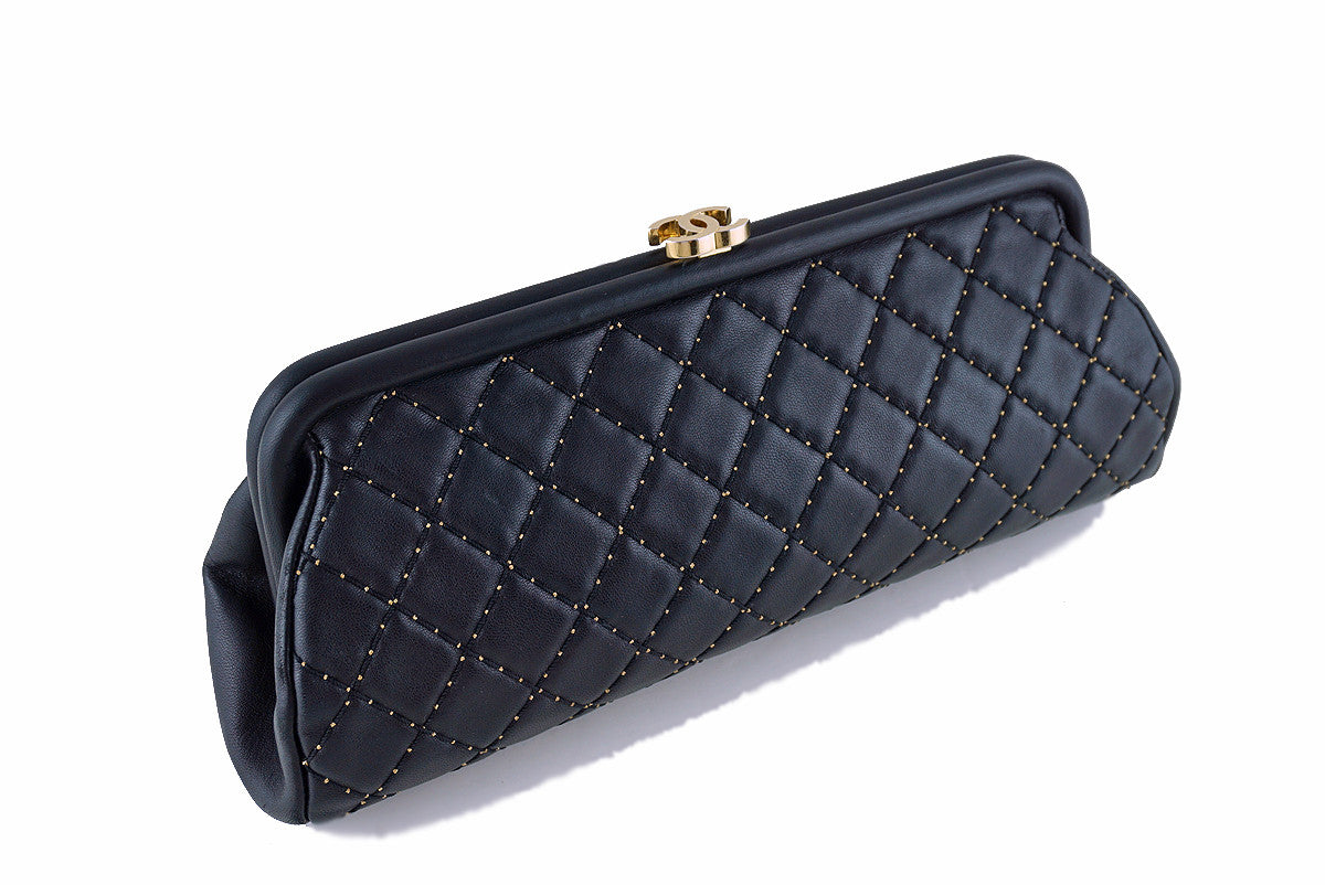 Chanel Quilted Timeless Kisslock Clutch Metallic Silver Lambskin Silve –  Coco Approved Studio