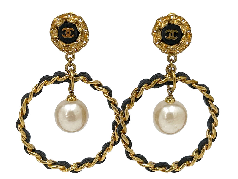 Lot  Chanel Gold Tone Vintage Faux Pearl Clip Earrings