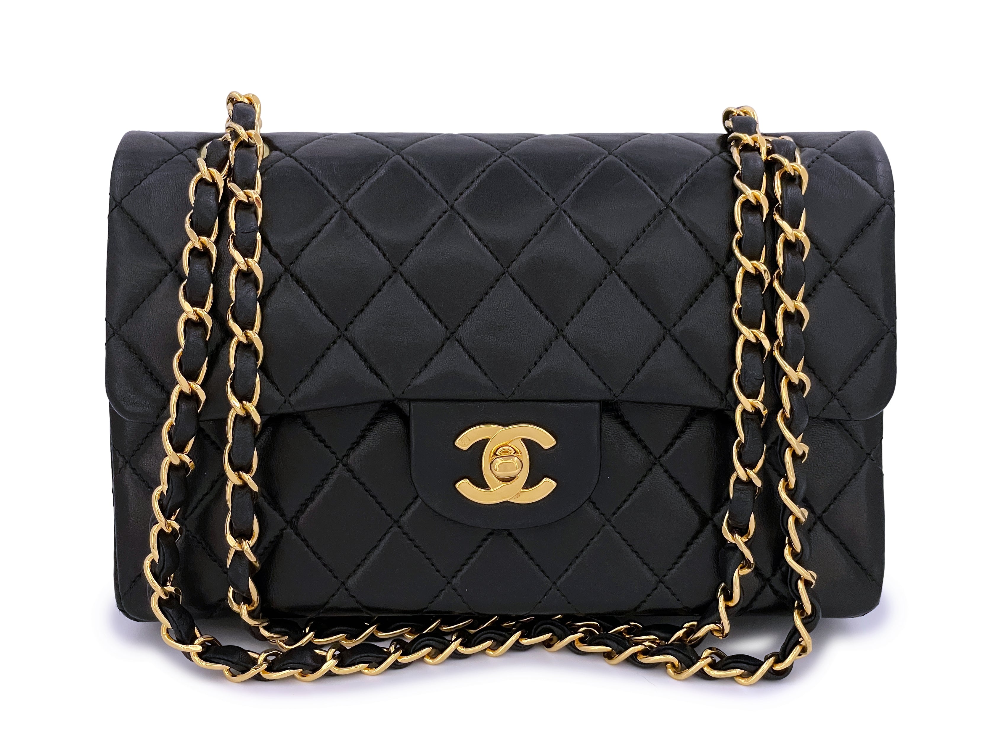 CHANEL, Bags, Beautiful Vintage 98 Chanel Handbag