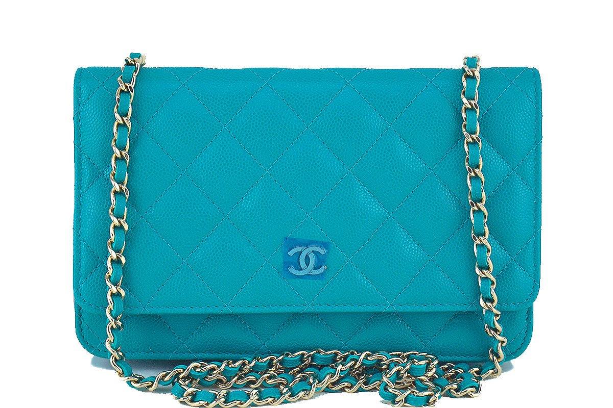 chanel classic quilted woc