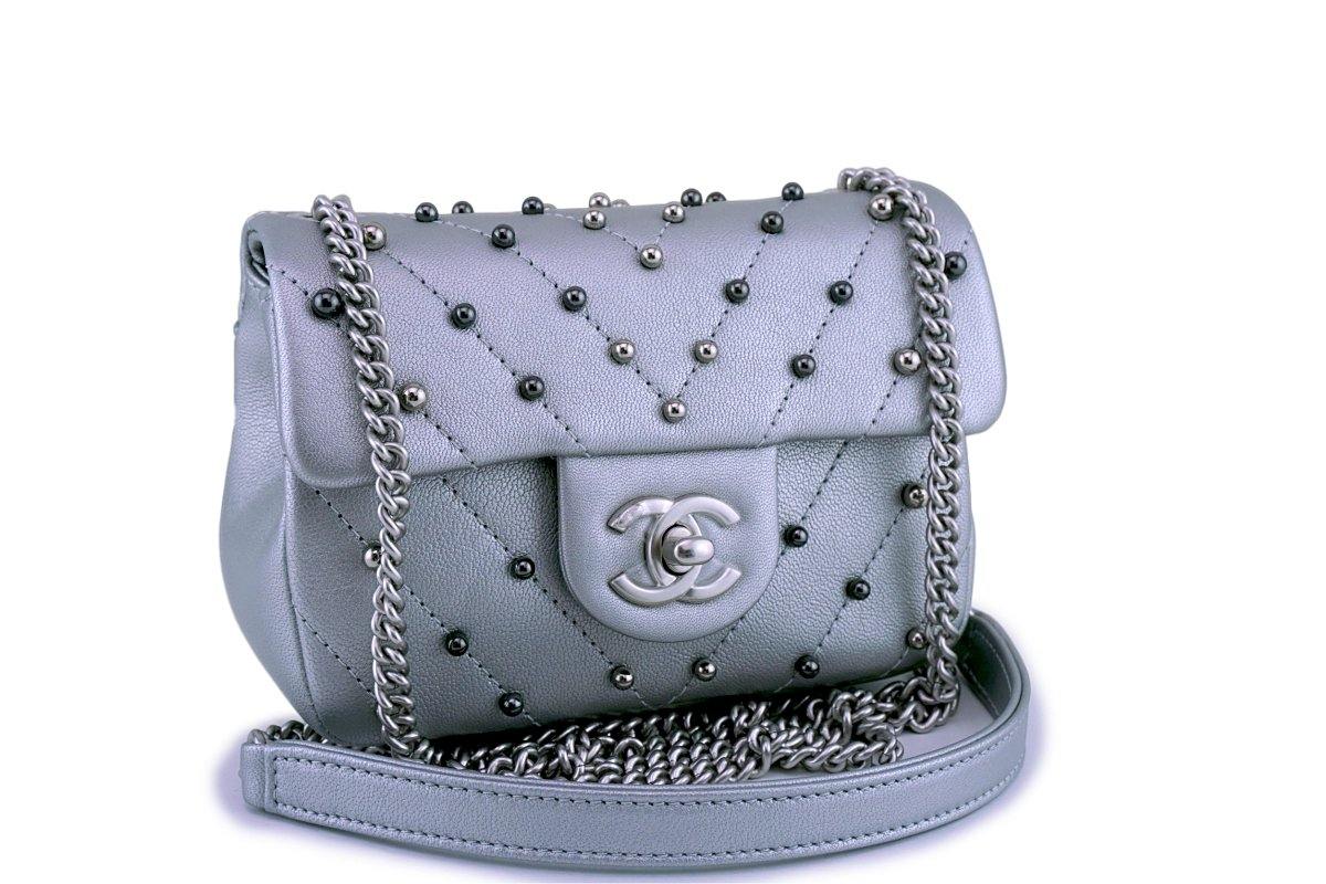 Chanel Womens Studded Single Flap Handbag Silver Gray