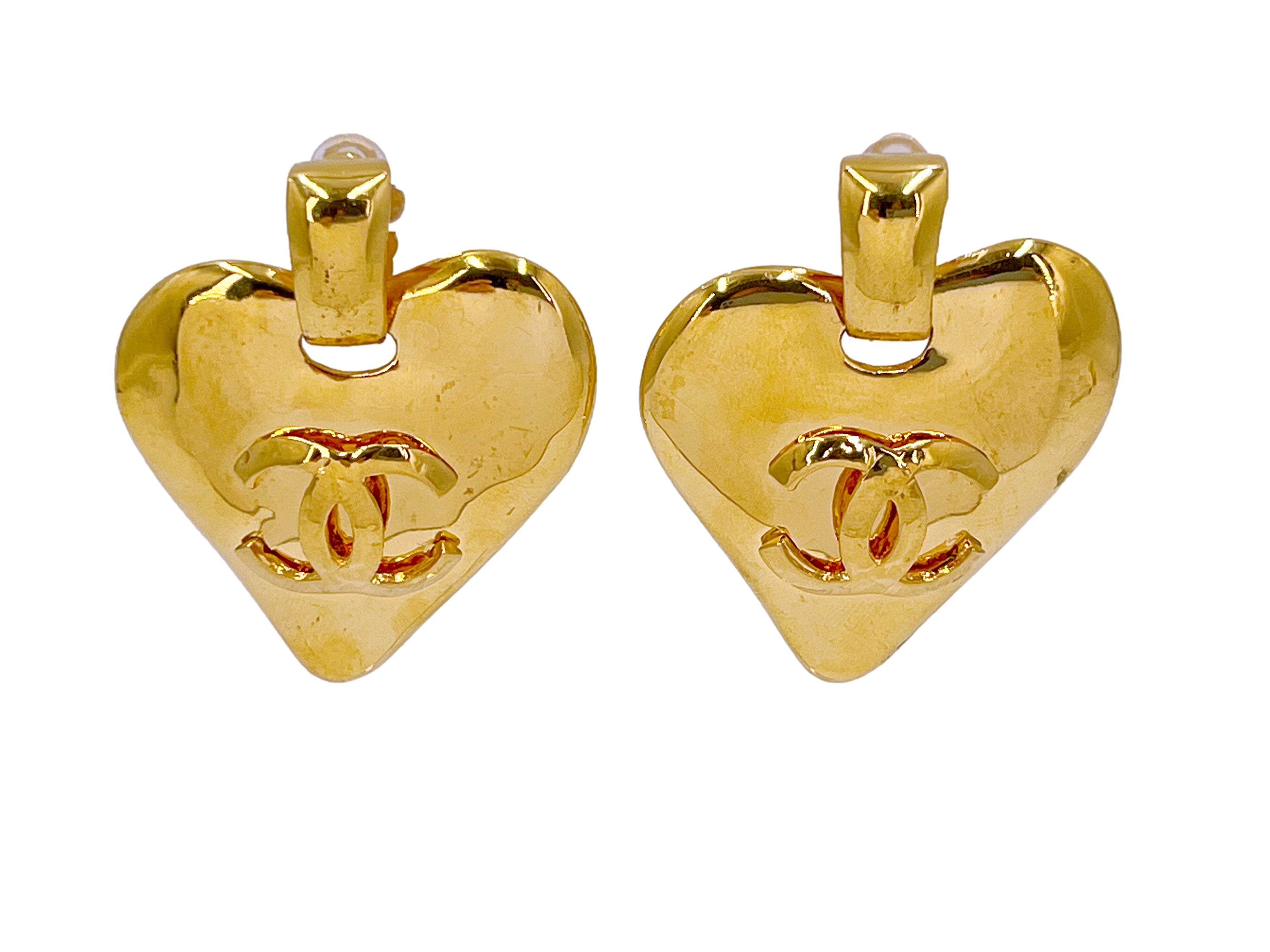 CHANEL Vintage 93P Giant Dangle Heart Clip-On Earrings — Restyled By Erin