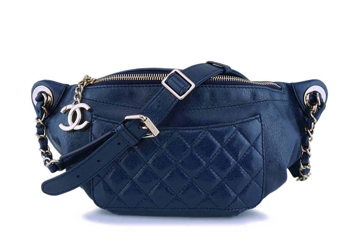 Chanel Quilted Chain Infinity Waist Bag Black Leather Lambskin ref.734156 -  Joli Closet
