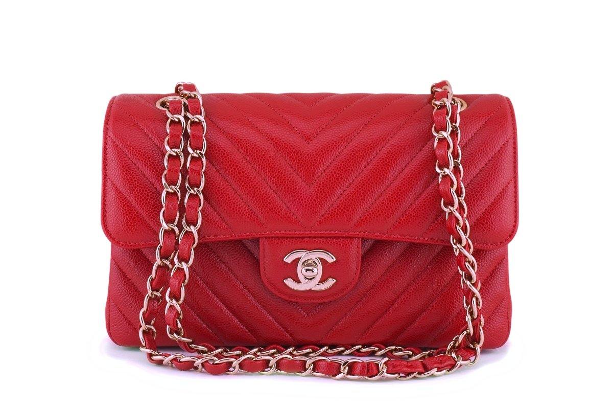 Chanel Red East West Quilted Reissue Flap Bag – Boutique Patina