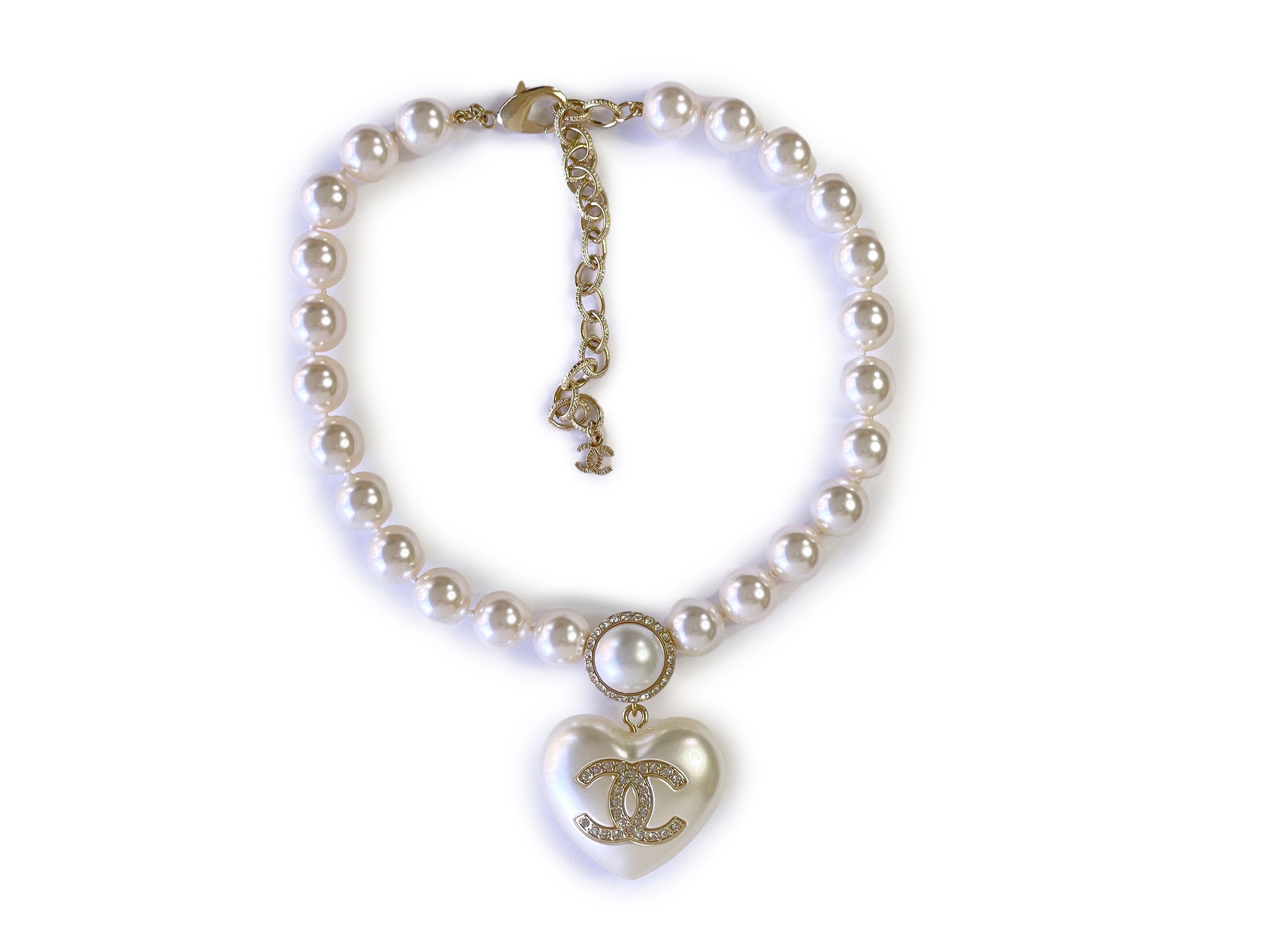 chanel heart pearl necklace